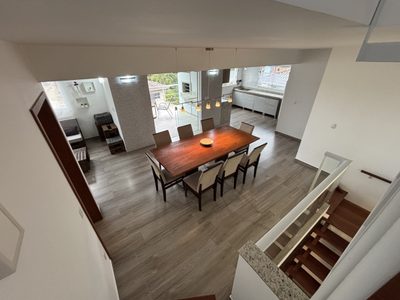 Casa, 4 quartos, 227 m² - Foto 2