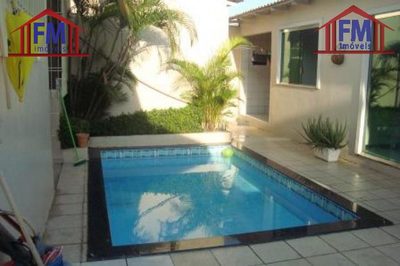 Casa, 4 quartos, 261 m² - Foto 1