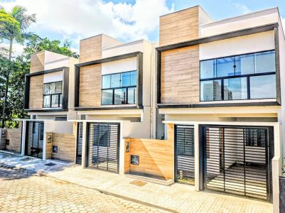 Sobrado, 3 quartos, 113 m² - Foto 1