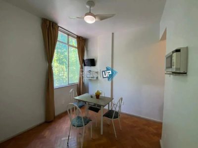 Apartamento, 1 quarto, 29 m² - Foto 2