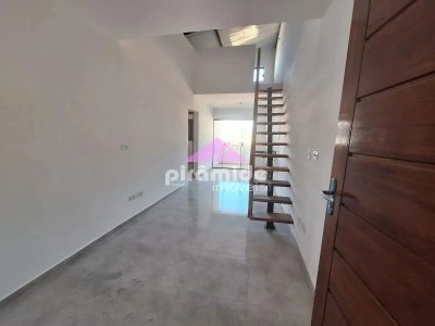 Casa, 2 quartos, 47 m² - Foto 1