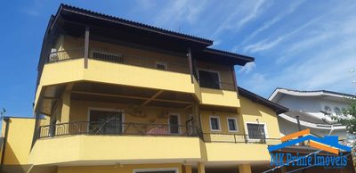 Sobrado, 3 quartos, 367 m² - Foto 1