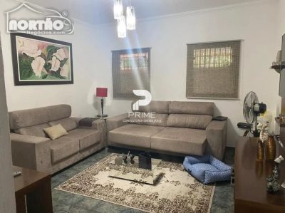 Casa, 5 quartos, 228 m² - Foto 1