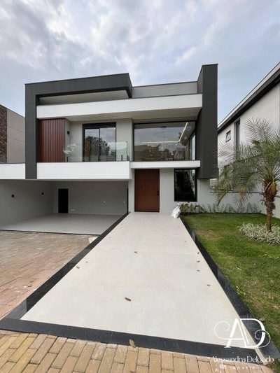 Casa, 4 quartos, 350 m² - Foto 1