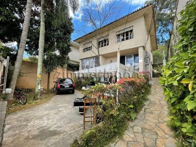 Casa, 4 quartos, 200 m² - Foto 1