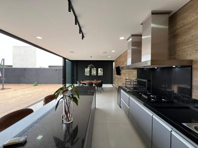 Casa de Condomínio, 4 quartos - Foto 1