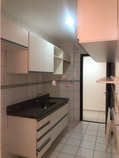 Apartamento, 2 quartos, 75 m² - Foto 4