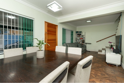 Casa, 3 quartos, 180 m² - Foto 1