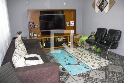 Casa, 4 quartos, 250 m² - Foto 3