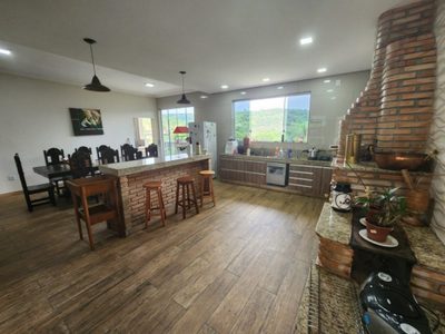 Casa, 3 quartos, 1570 m² - Foto 5