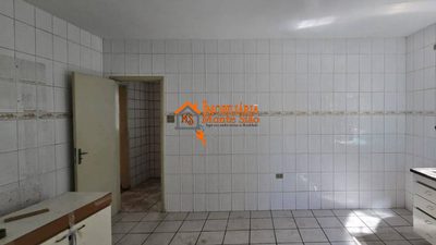 Sobrado, 2 quartos, 242 m² - Foto 4