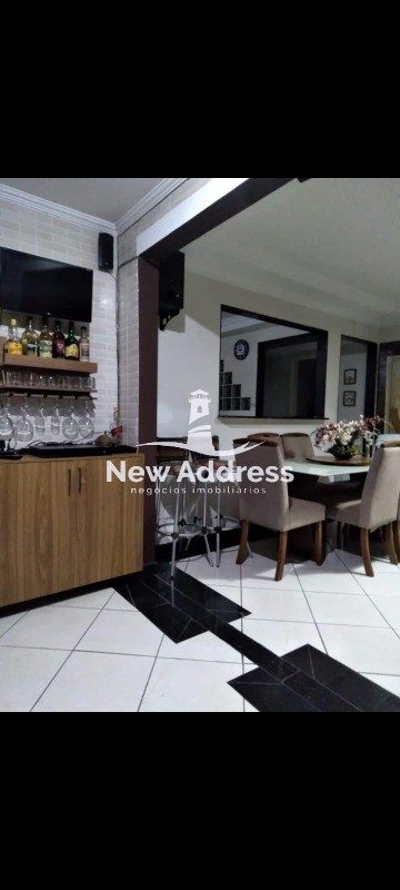 Apartamento, 3 quartos, 180 m² - Foto 1