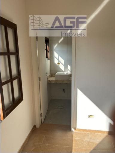 Sobrado, 3 quartos, 275 m² - Foto 2