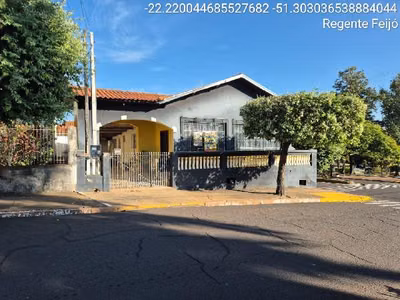 Casa, 3 quartos, 291 m² - Foto 1