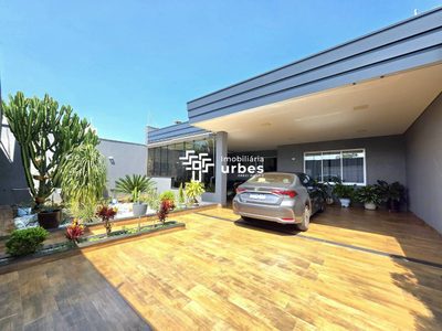 Casa, 3 quartos, 218 m² - Foto 1