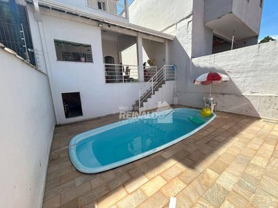 Casa, 2 quartos, 170 m² - Foto 1