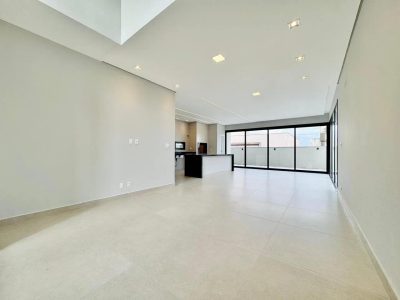 Casa, 3 quartos, 208 m² - Foto 4