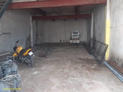 Depósito-Galpão, 300 m² - Foto 1