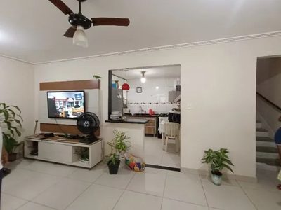 Casa, 2 quartos, 80 m² - Foto 1