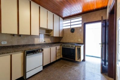 Casa, 4 quartos, 170 m² - Foto 1