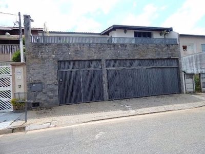 Casa, 3 quartos, 313 m² - Foto 1