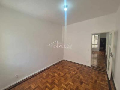 Apartamento, 1 quarto, 42 m² - Foto 2