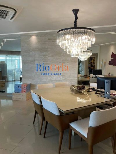 Apartamento, 3 quartos, 220 m² - Foto 2