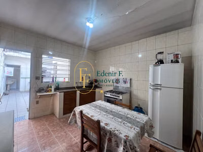 Casa, 2 quartos, 130 m² - Foto 1
