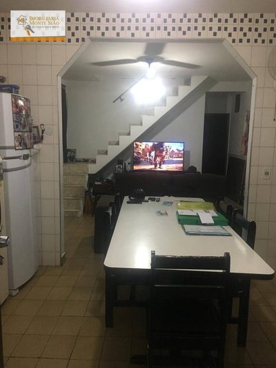 Sobrado, 5 quartos, 200 m² - Foto 4