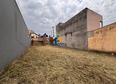 Terreno, 302 m² - Foto 1