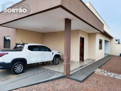 Casa, 4 quartos, 133 m² - Foto 1