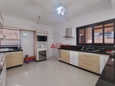 Sobrado, 3 quartos, 232 m² - Foto 3