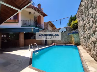 Casa, 3 quartos, 420 m² - Foto 1