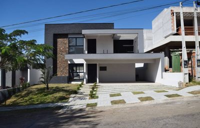 Casa, 4 quartos, 252 m² - Foto 1