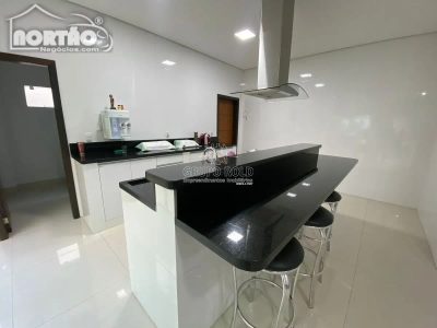 Casa, 1 quarto, 379 m² - Foto 3