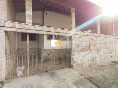 Casa, 6 quartos, 120 m² - Foto 1
