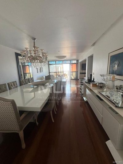 Apartamento, 3 quartos, 180 m² - Foto 1
