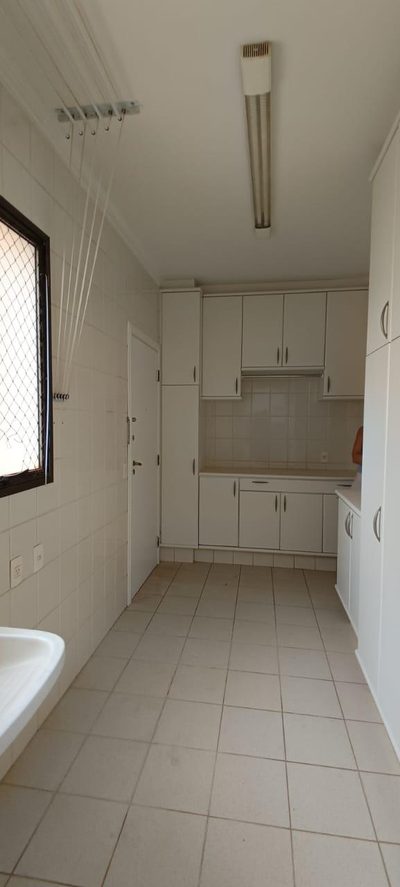 Apartamento, 3 quartos, 202 m² - Foto 2
