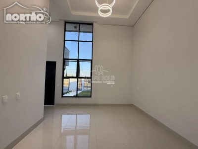 Casa, 1 quarto, 177 m² - Foto 3