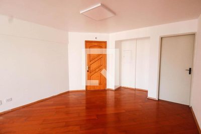 Apartamento, 3 quartos, 72 m² - Foto 2