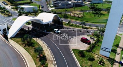 Loteamento e Condomínio, 400 m² - Foto 1