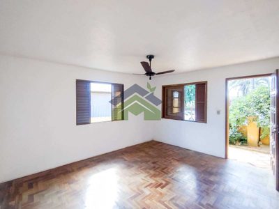 Casa, 5 quartos, 240 m² - Foto 2