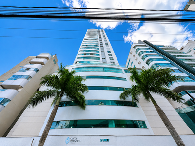 Apartamento, 4 quartos, 220 m² - Foto 1