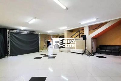 Casa, 327 m² - Foto 2