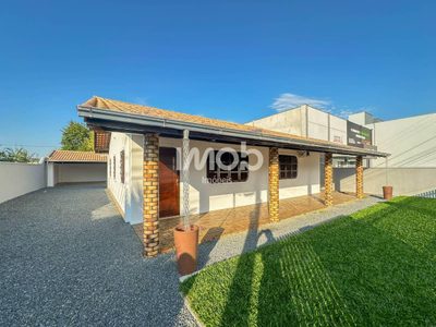 Casa, 3 quartos, 228 m² - Foto 1