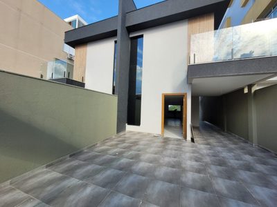 Casa, 3 quartos, 210 m² - Foto 1