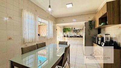 Casa, 3 quartos, 200 m² - Foto 3