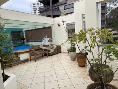 Cobertura, 3 quartos, 242 m² - Foto 2