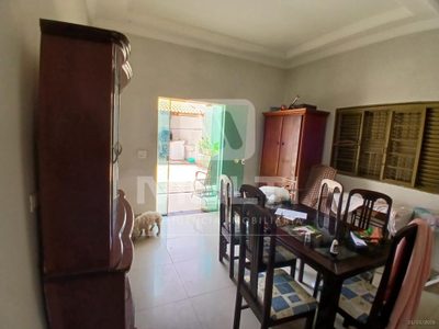 Casa, 4 quartos, 320 m² - Foto 1