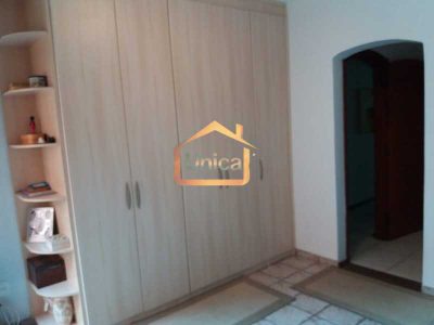 Casa, 3 quartos, 197 m² - Foto 4